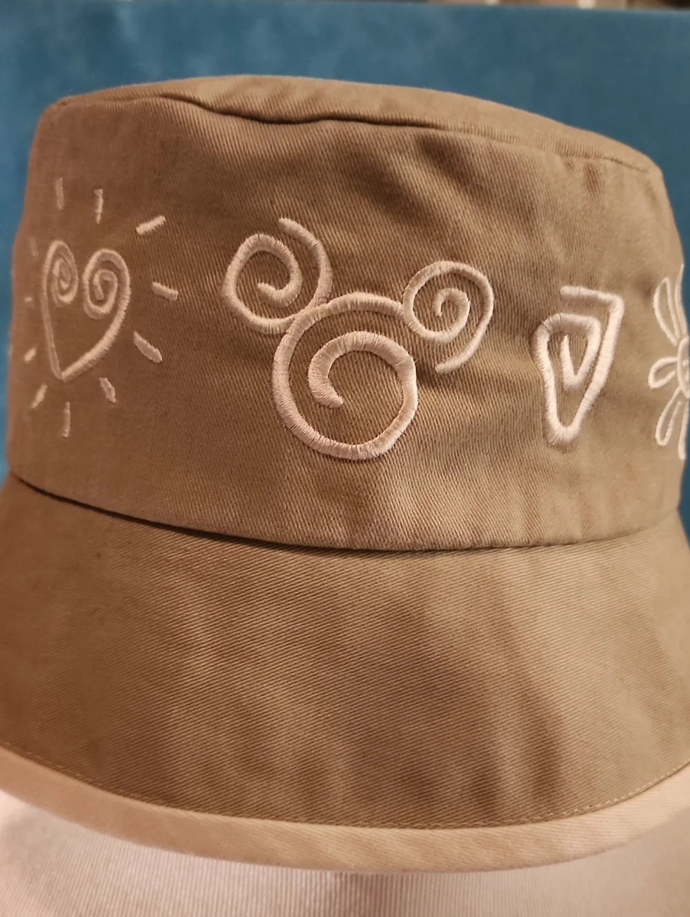 Vintage Walt Disney World Safari Embroidered Bucket Hat